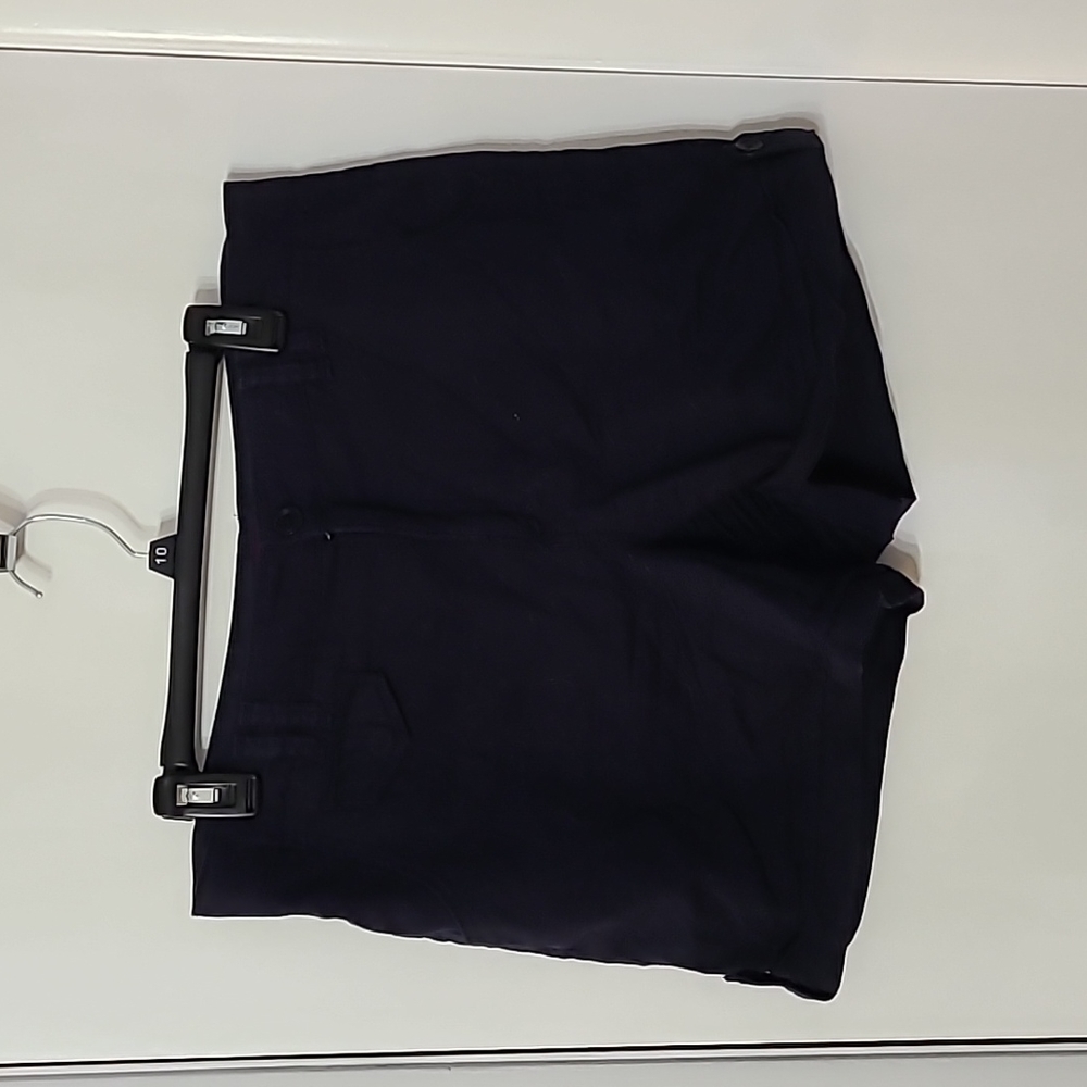 Gloria Vanderbilt navy shorts